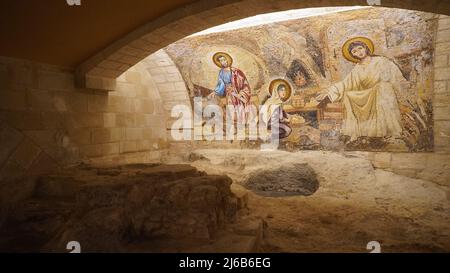 Nazareth, Israel, 22. April 2022 : Halle im Kerker unter der St. Joseph`s Kirchenmauer in der Altstadt von Nazareth in Israel Stockfoto